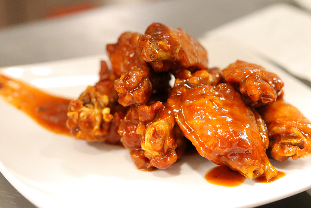 Nostrand Social Restaurant & Music Supper Club | restaurant | 706 Nostrand Ave., Brooklyn, NY 11216, USA | 7185766781 OR +1 718-576-6781