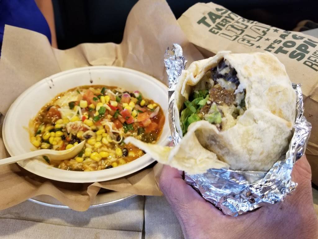 QDOBA Mexican Eats | restaurant | 324 14th Ave SE, Minneapolis, MN 55414, USA | 6123793100 OR +1 612-379-3100