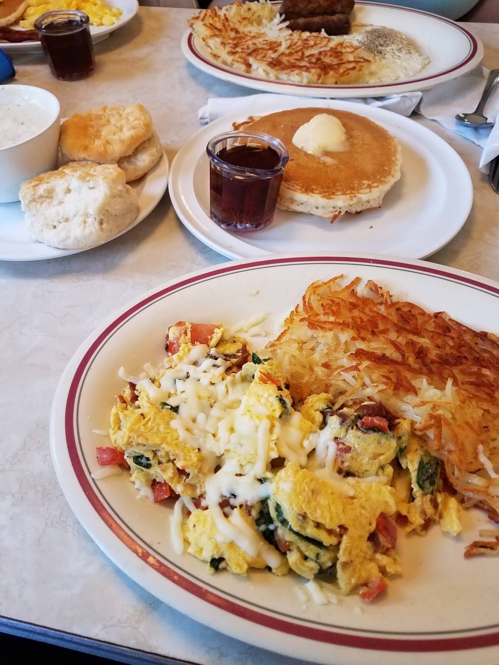 Dimples Diner | restaurant | 1823 E Main St, Visalia, CA 93292, USA | 5597390469 OR +1 559-739-0469