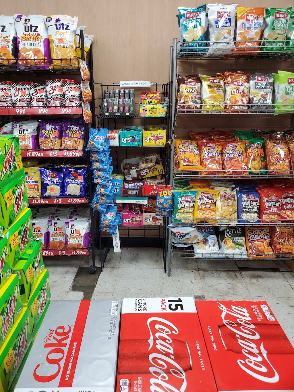 Ding Wing | restaurant | 608 E Washington St, Suffolk, VA 23434, USA | 7575395300 OR +1 757-539-5300