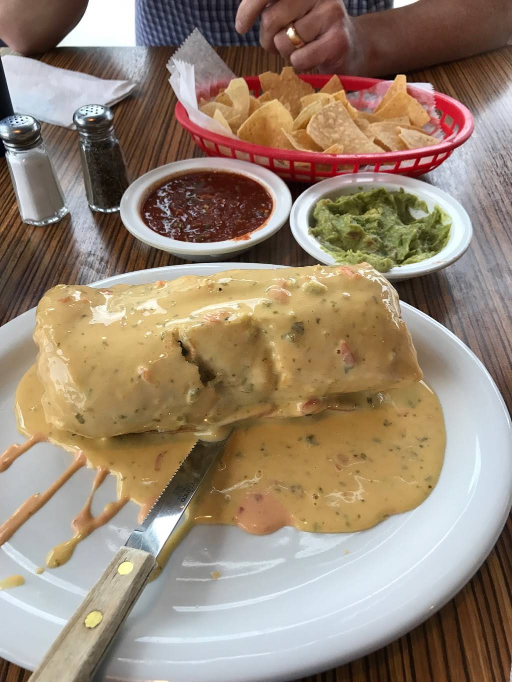 Wahoos Fish Taco | restaurant | 870 Cpl Max Donahue Ln, Littleton, CO 80129, USA | 7203446049 OR +1 720-344-6049