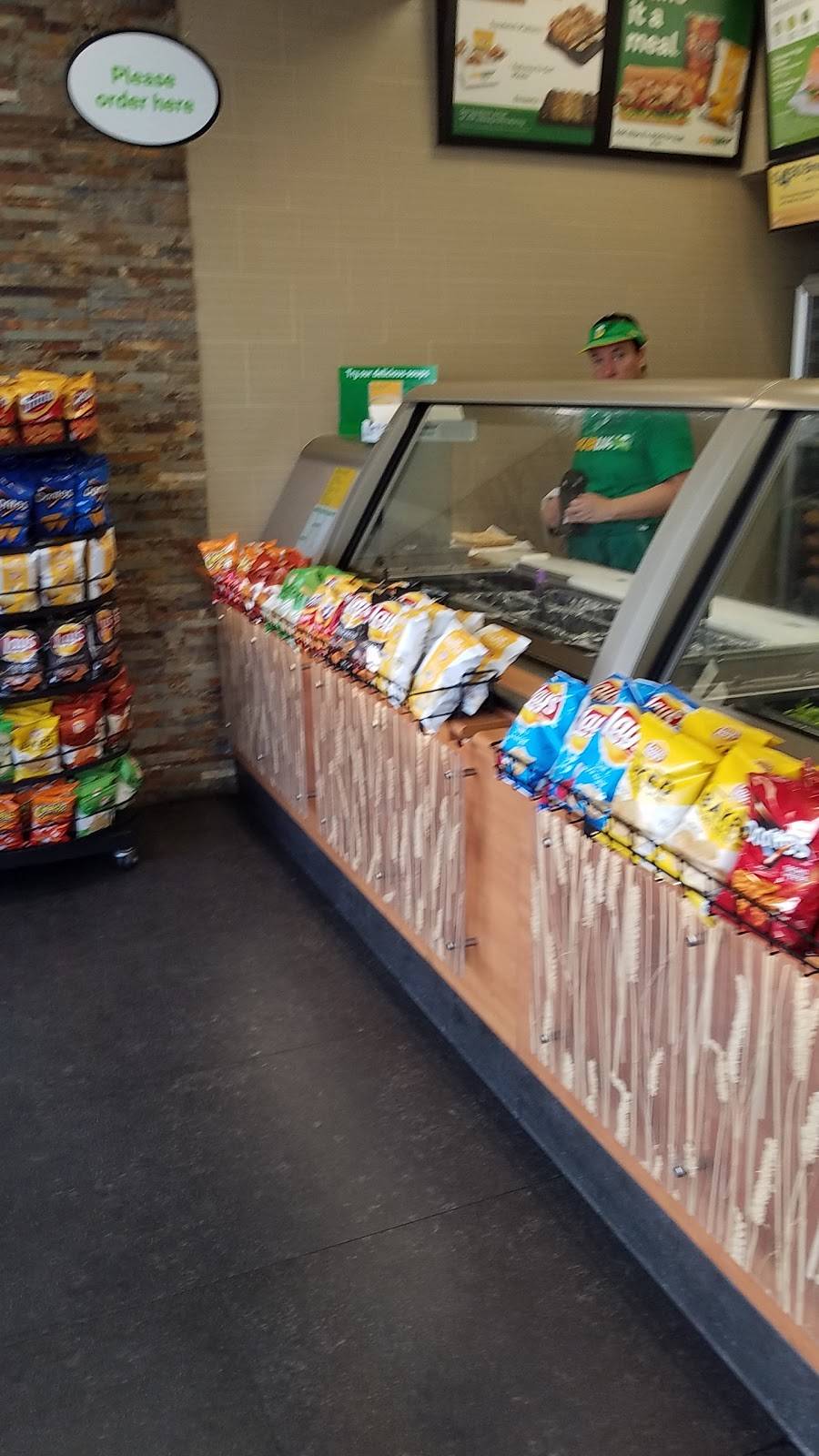 Subway Restaurants | restaurant | 1100 S Glendale Ave, Glendale, CA 91204, USA | 8182412797 OR +1 818-241-2797