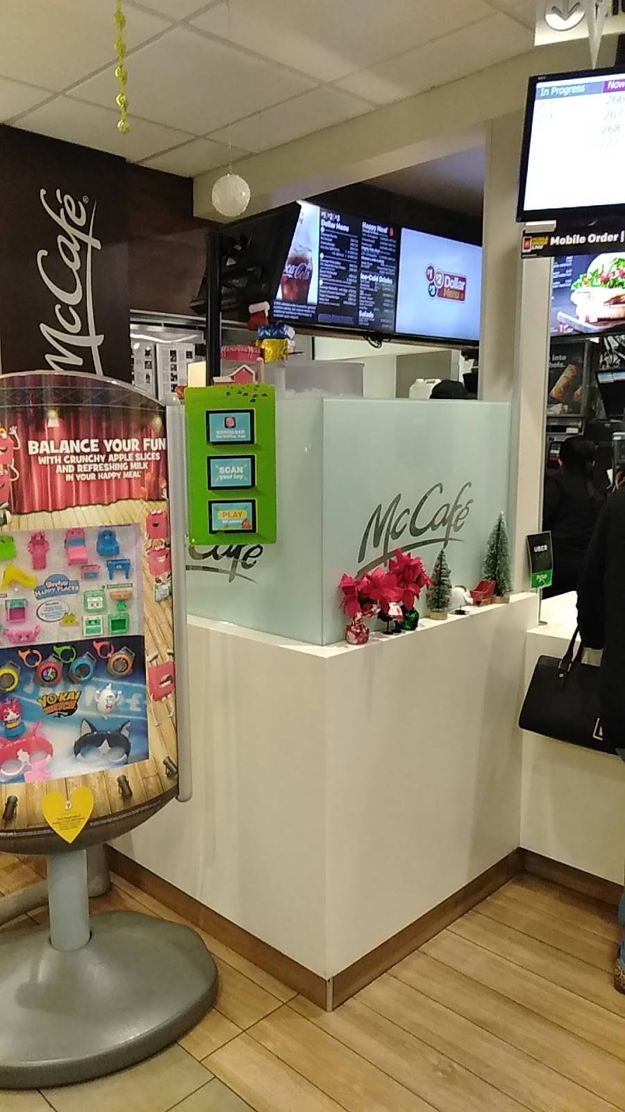 McDonalds | cafe | 900 W Burbank Blvd, Burbank, CA 91506, USA | 8185566285 OR +1 818-556-6285