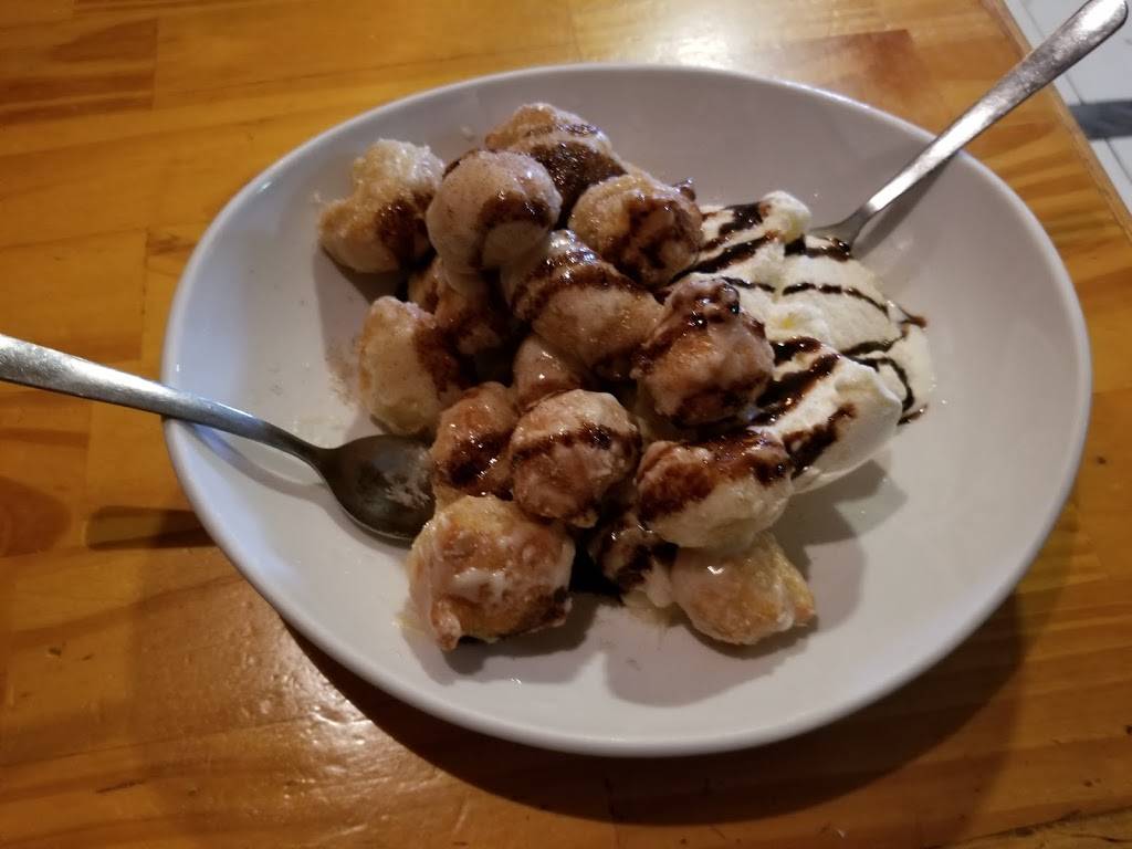 Sals Pizza | restaurant | 5752 Three Notched Rd, Crozet, VA 22932, USA | 4348231611 OR +1 434-823-1611