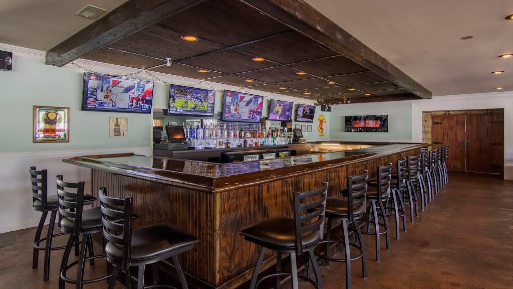The Waterway House Sports and Spirits | restaurant | 9814 N Kings Hwy, Myrtle Beach, SC 29572, USA | 8432327077 OR +1 843-232-7077