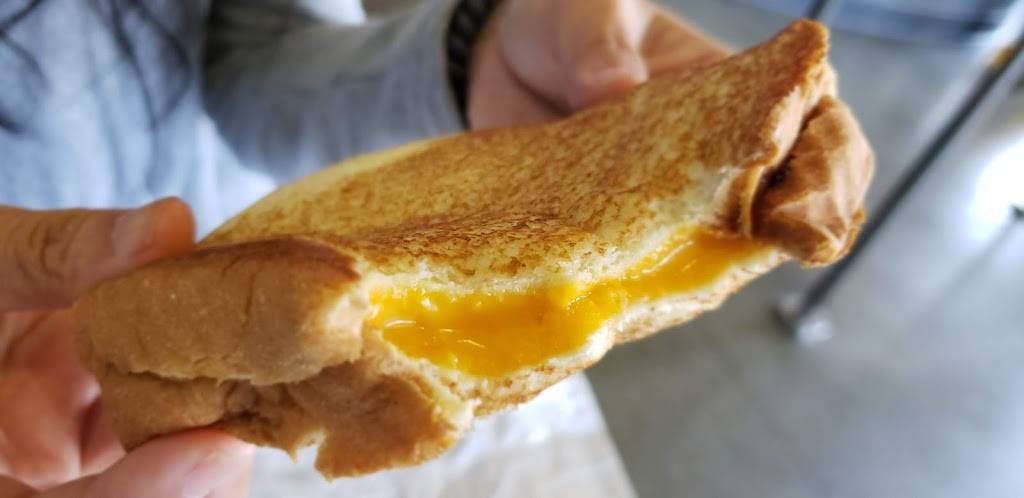 Sonic Drive-In | restaurant | 5247 Kearny Villa Rd, San Diego, CA 92123, USA | 8586940388 OR +1 858-694-0388