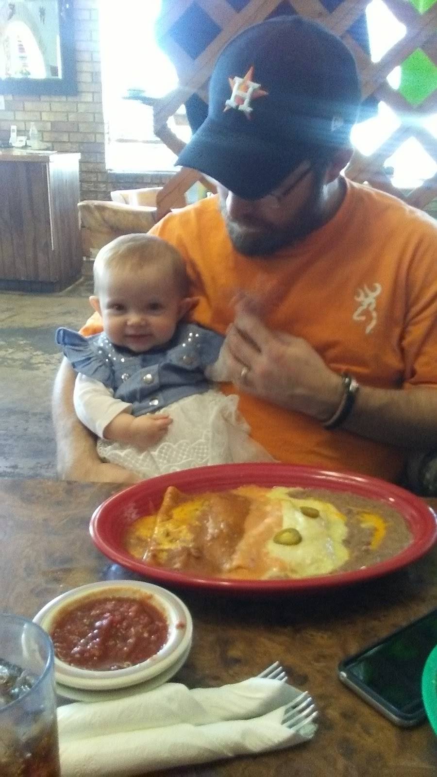 La Hacienda Mexican Restaurant | restaurant | 130 S Hill St, Tatum, TX 75691, USA | 9039472666 OR +1 903-947-2666