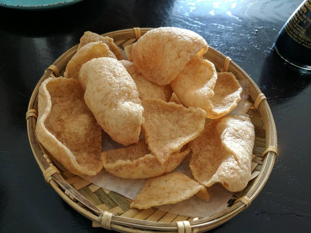 Nua Haus Thai, Sushi & Drafthouse | restaurant | 7203 Columbia Pike, Annandale, VA 22003, USA | 7037500880 OR +1 703-750-0880