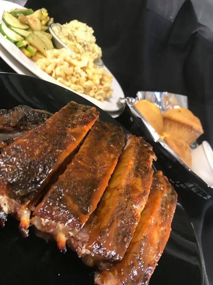 Barbecue Smokehouse | restaurant | 3501 Miller Ave, Fort Worth, TX 76119, USA | 8175381770 OR +1 817-538-1770