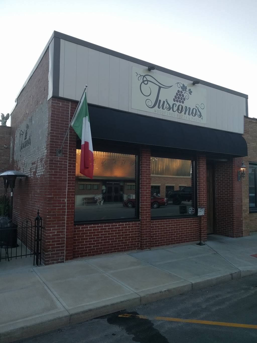Tusconos | restaurant | 312 S Hudson St, Buckner, MO 64016, USA | 8166508284 OR +1 816-650-8284