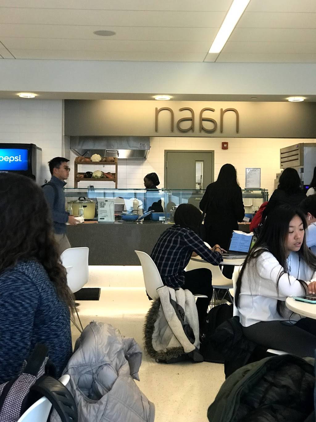 Naan | restaurant | Tinkham Veale University Center, 11038 Bellflower Rd, Cleveland, OH 44106, USA | 2163685681 OR +1 216-368-5681