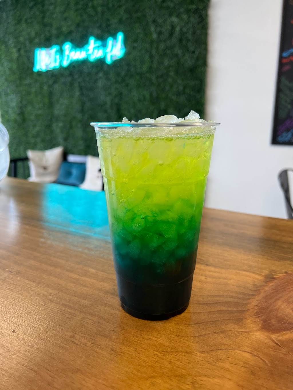 Blended Nutrition | restaurant | 6105 E Kings Canyon Rd #107, Fresno, CA 93727, USA | 5593945848 OR +1 559-394-5848