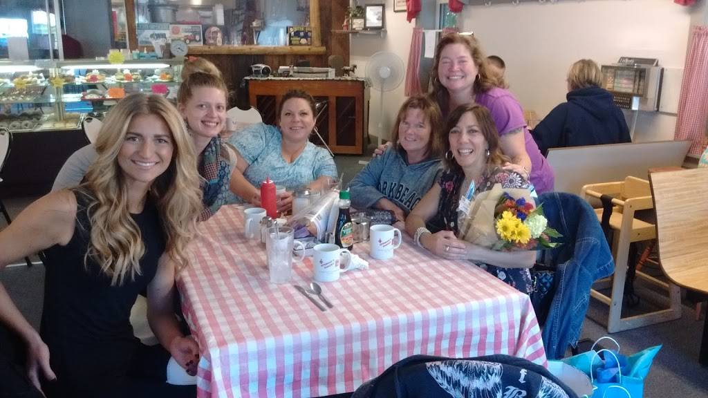 Spencer Bakery & Cafe | restaurant | 922 W Main St, Dover-Foxcroft, ME 04426, USA | 2075646911 OR +1 207-564-6911