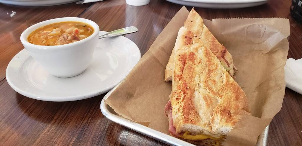 Cuban Foodies | restaurant | 13855 W Hillsborough Ave, Tampa, FL 33635, USA | 8134754493 OR +1 813-475-4493