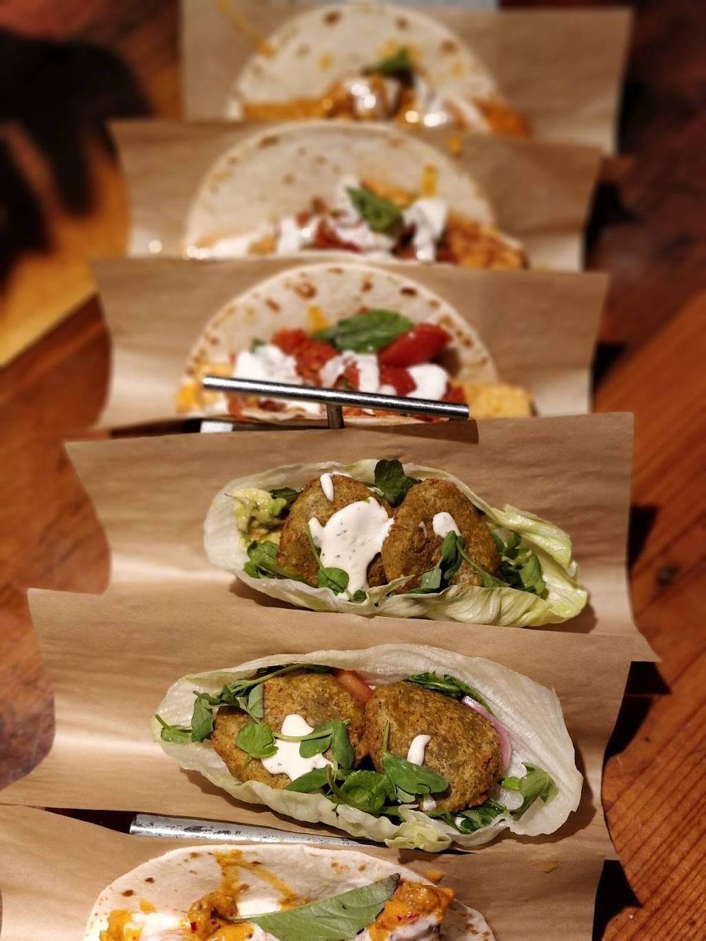 Velvet Taco | restaurant | 1110 N State St, Chicago, IL 60610, USA | 3127632654 OR +1 312-763-2654