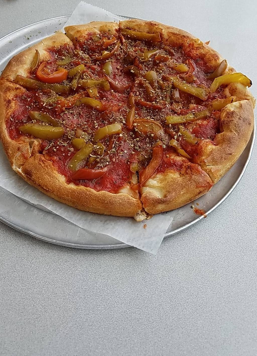 Town Pizza House Restaurant | restaurant | 2 Anderson St, New Rochelle, NY 10801, USA | 9142355128 OR +1 914-235-5128