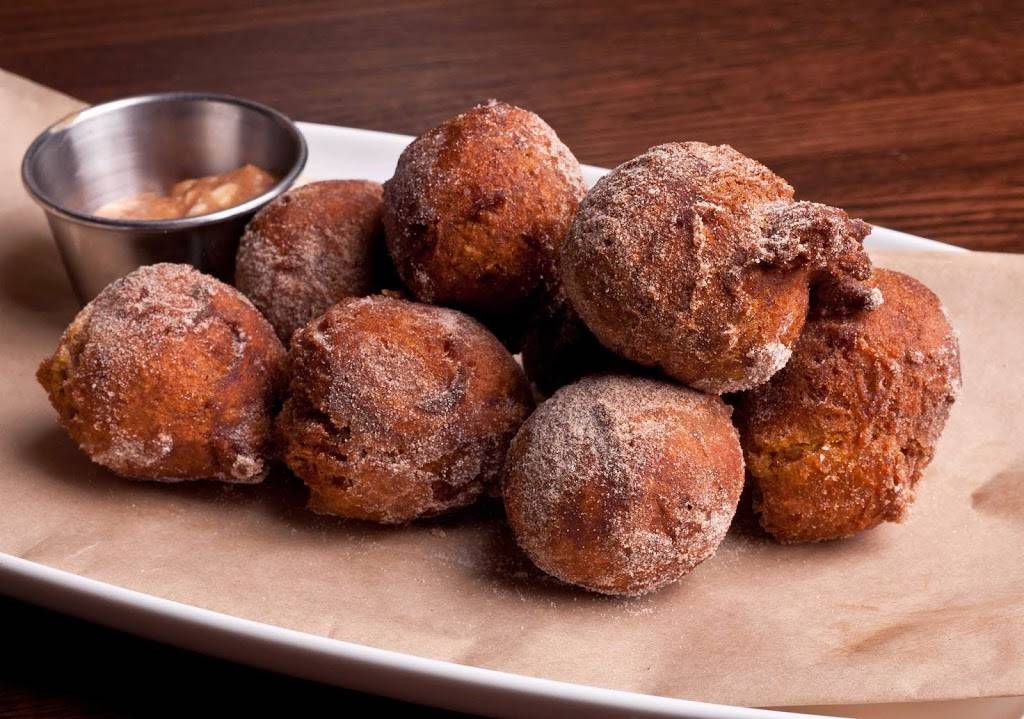 Cowbell Burger & Whiskey Bar | restaurant | 201 N Tryon St, Charlotte, NC 28202, USA | 9802248674 OR +1 980-224-8674