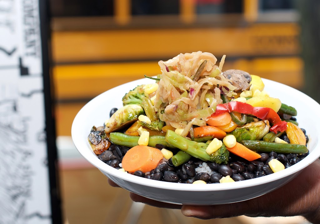 BRADS BURGERS & BBQ | restaurant | 522 A Columbus Ave, New York, NY 10024, USA | 2127873473 OR +1 212-787-3473