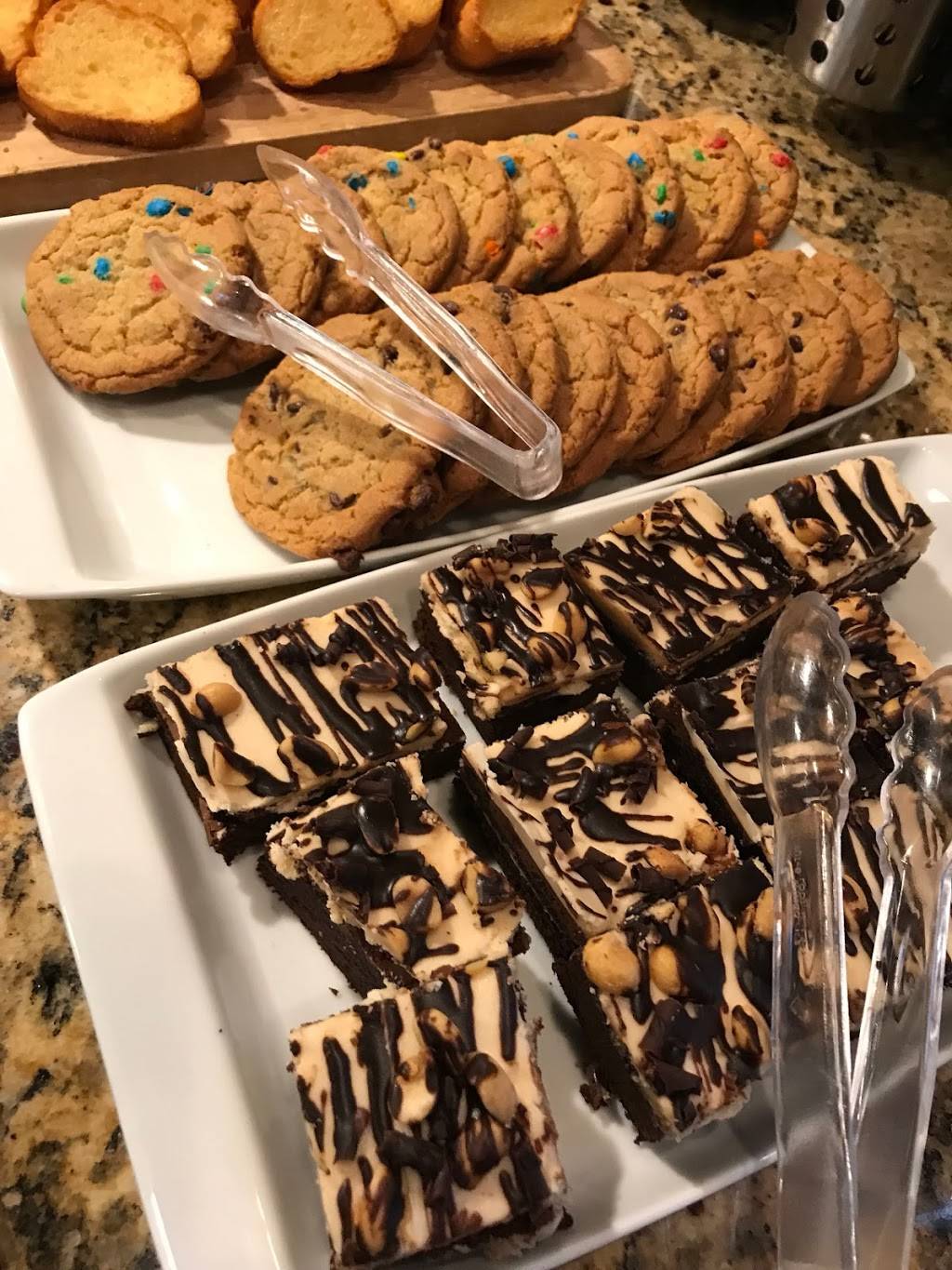 Aurelios Pizza | restaurant | 12939 Wicker Ave, Cedar Lake, IN 46303, USA | 2194018188 OR +1 219-401-8188