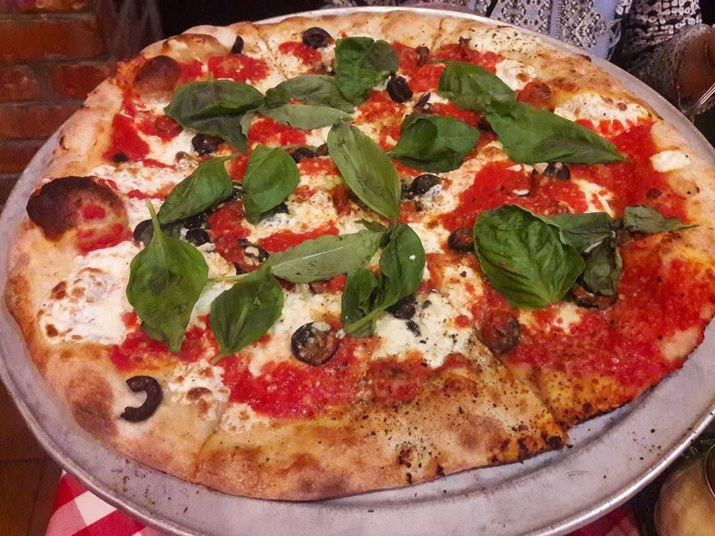Grimaldis Pizzeria | restaurant | 11701 Lake Victoria Gardens Ave, Palm Beach Gardens, FL 33410, USA | 5616254665 OR +1 561-625-4665