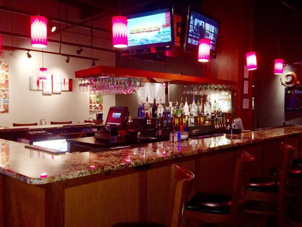 Salsa Street Mexican Restaurant and Cantina | restaurant | 1025 W Main St, Sleepy Hollow, IL 60118, USA | 8475515489 OR +1 847-551-5489