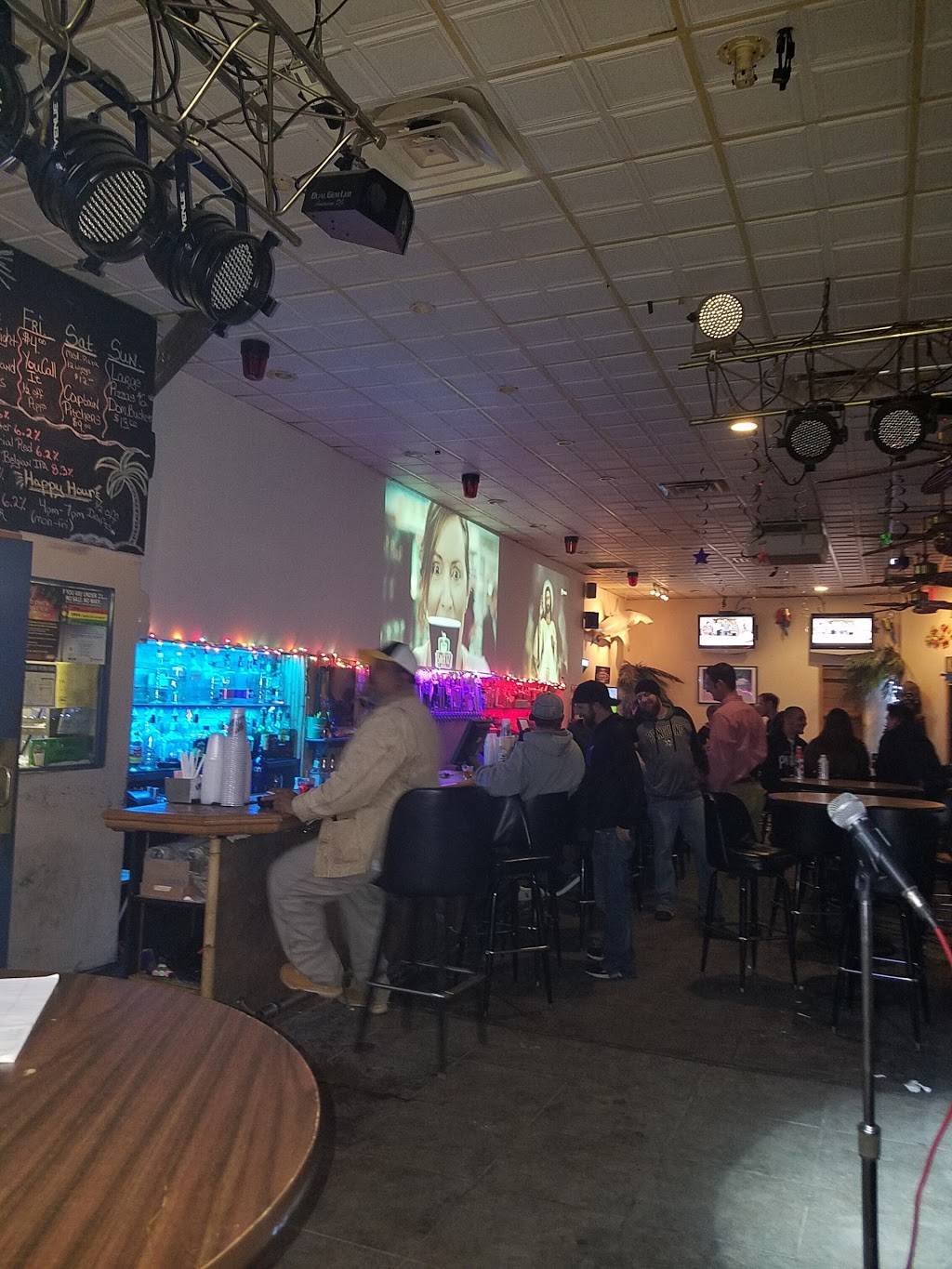 Hula Bar & Grill | restaurant | 759 E Railroad Ave, Verona, PA 15147, USA | 4128286919 OR +1 412-828-6919