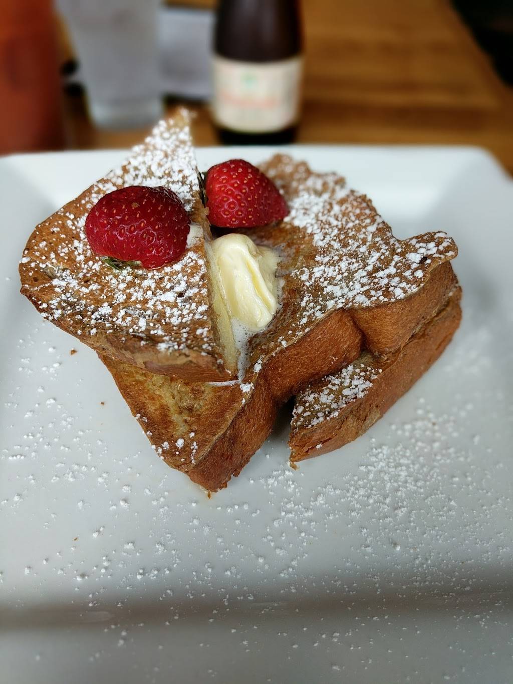 Honeypie | bakery | 2643 S Kinnickinnic Ave, Milwaukee, WI 53207, USA | 4144897437 OR +1 414-489-7437