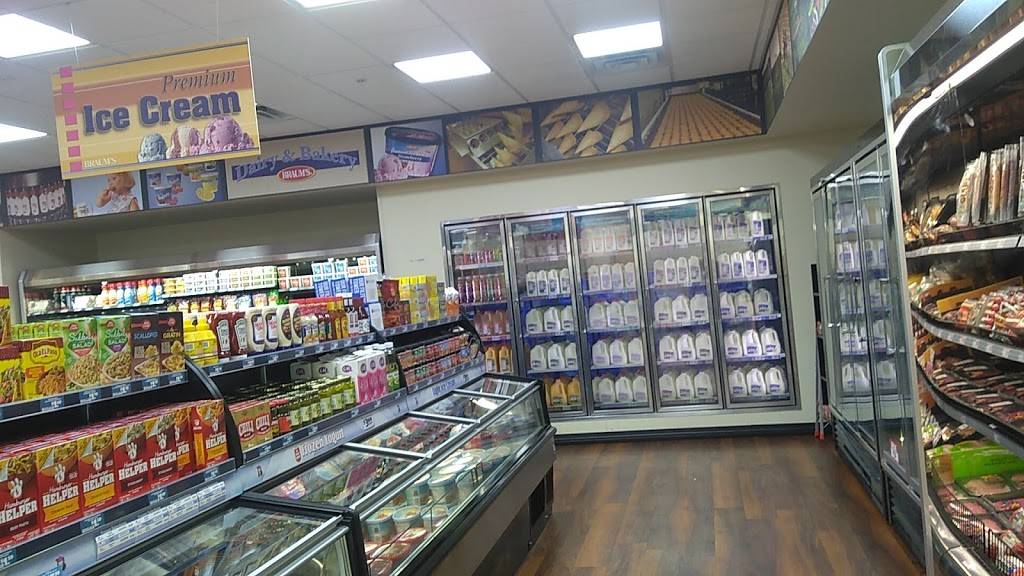 Braums Ice Cream & Burger Restaurant | restaurant | 1928 S Santa Fe Ave, Moore, OK 73160, USA | 4052371032 OR +1 405-237-1032