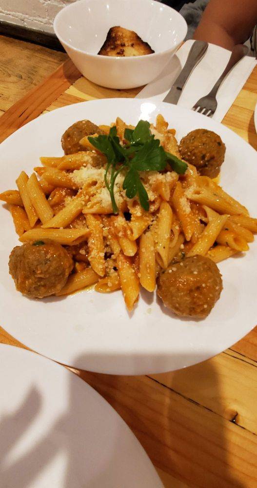 Travertino | restaurant | 118 E 116th St, New York, NY 10029, USA | 6468640040 OR +1 646-864-0040