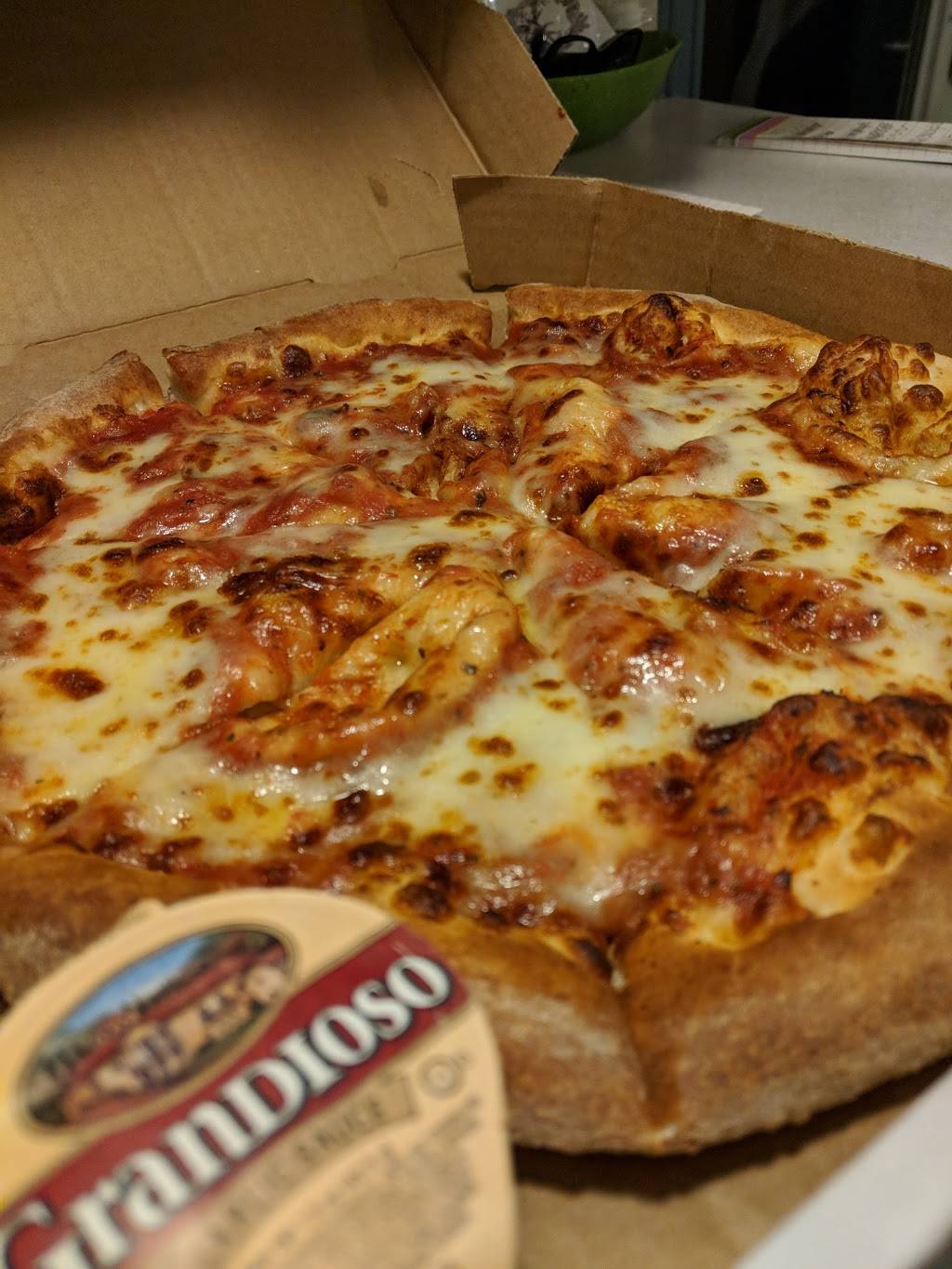 Dinos Pizza | meal takeaway | 543 E Eighth St, Traverse City, MI 49686, USA | 2319463400 OR +1 231-946-3400