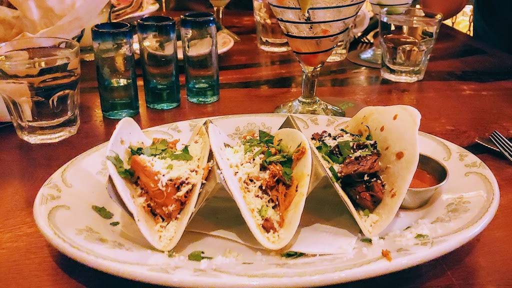 Rocco’s Tacos & Tequila Bar | restaurant | 2223 N Westshore Blvd Suite 203, Tampa, FL 33607, USA | 8138008226 OR +1 813-800-8226