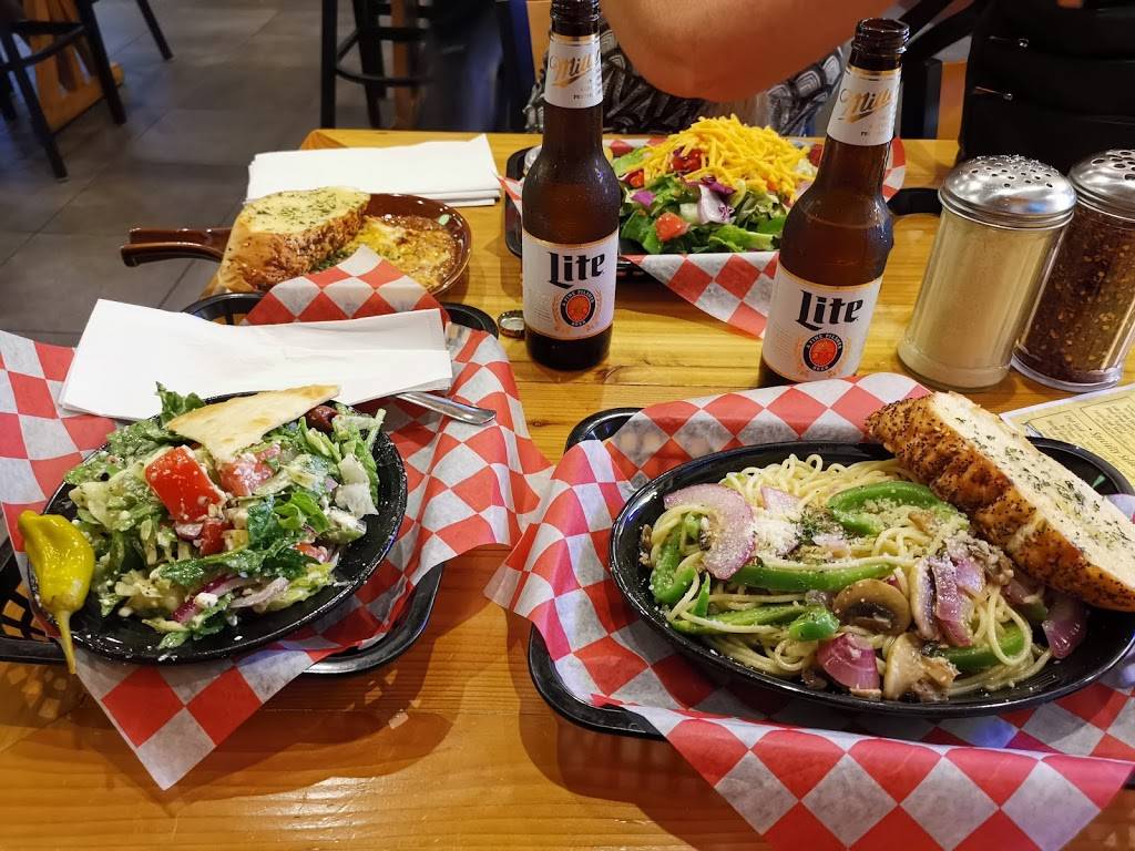 Vanellis Bistro | restaurant | 206 Main St, Tupelo, MS 38804, USA | 6628444410 OR +1 662-844-4410