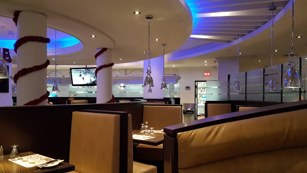 Casa Grecque | restaurant | 200 Rue Principale, Gatineau, QC J9H 6J4, Canada | 8196850600 OR +1 819-685-0600