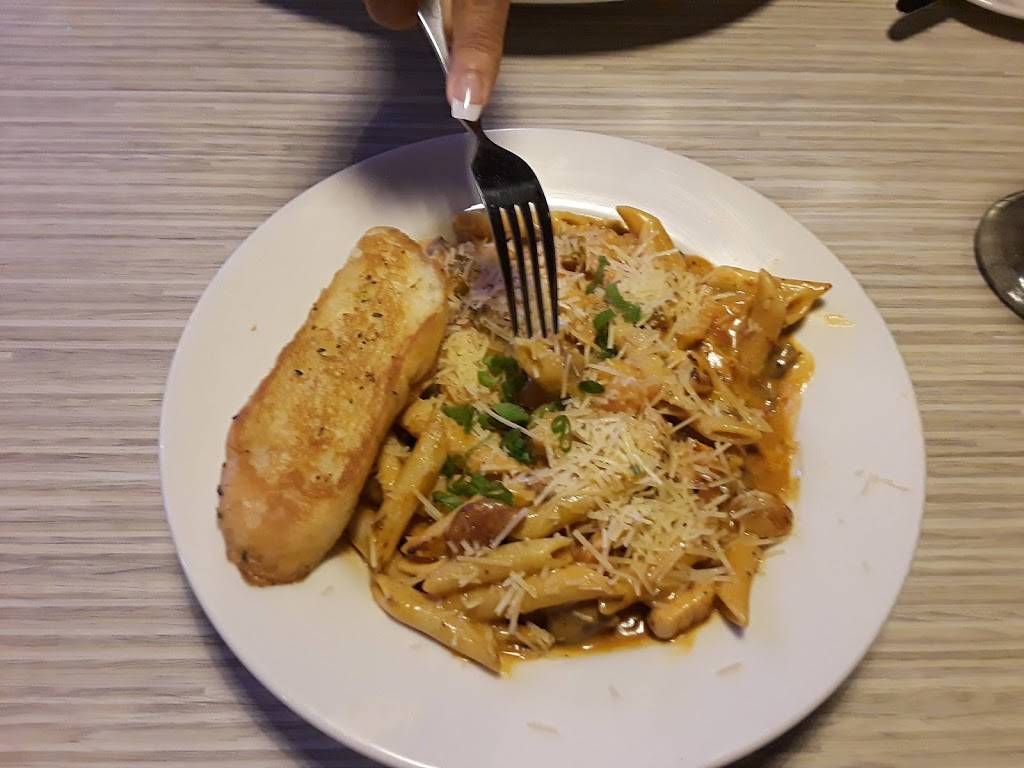 Razzoos Cajun Cafe | restaurant | 3501 East Sam Houston Pkwy S, Pasadena, TX 77505, USA | 2819986566 OR +1 281-998-6566