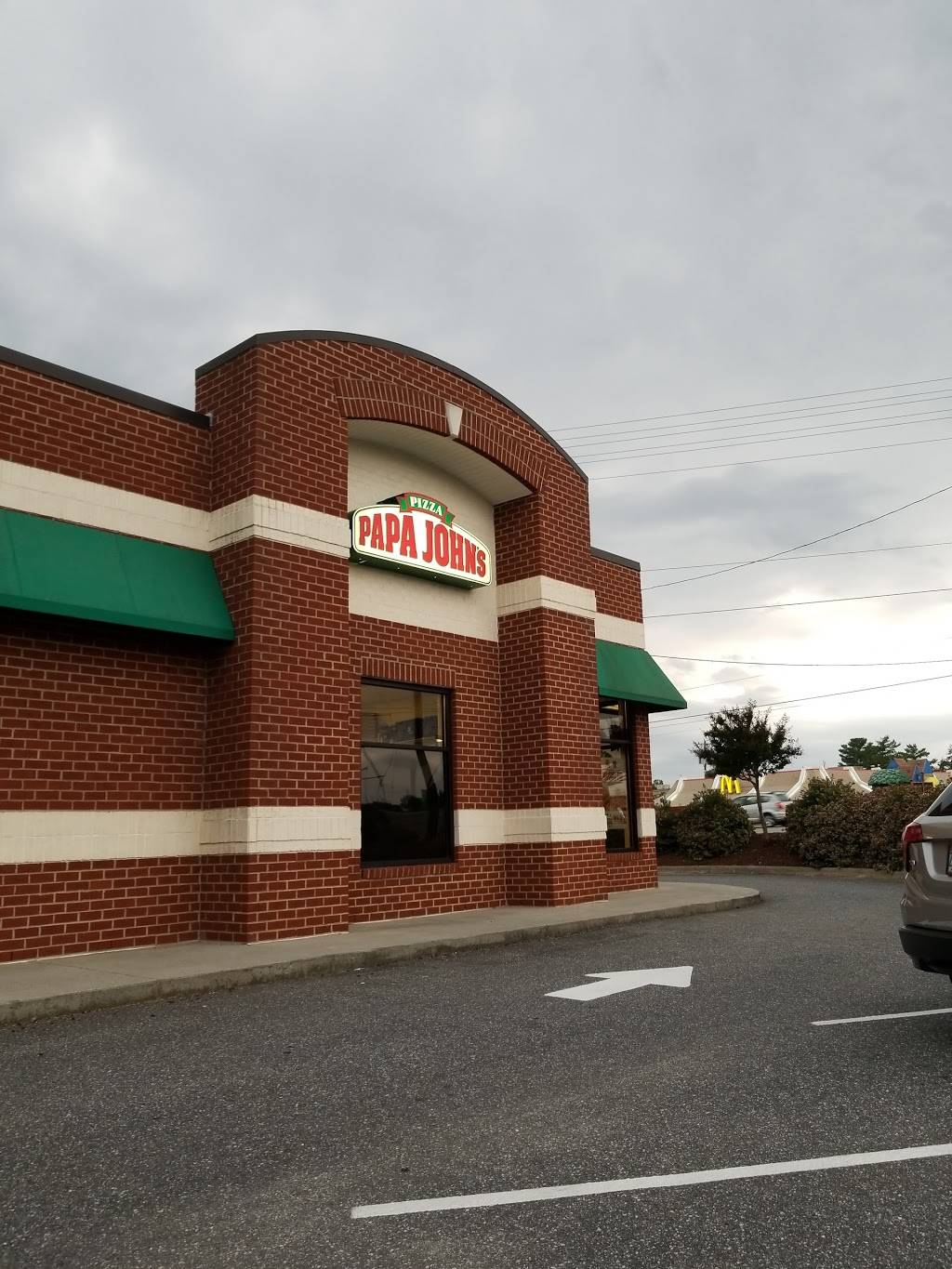 Papa Johns Pizza | restaurant | 2540 N Center St, Hickory, NC 28601, USA | 8283277272 OR +1 828-327-7272