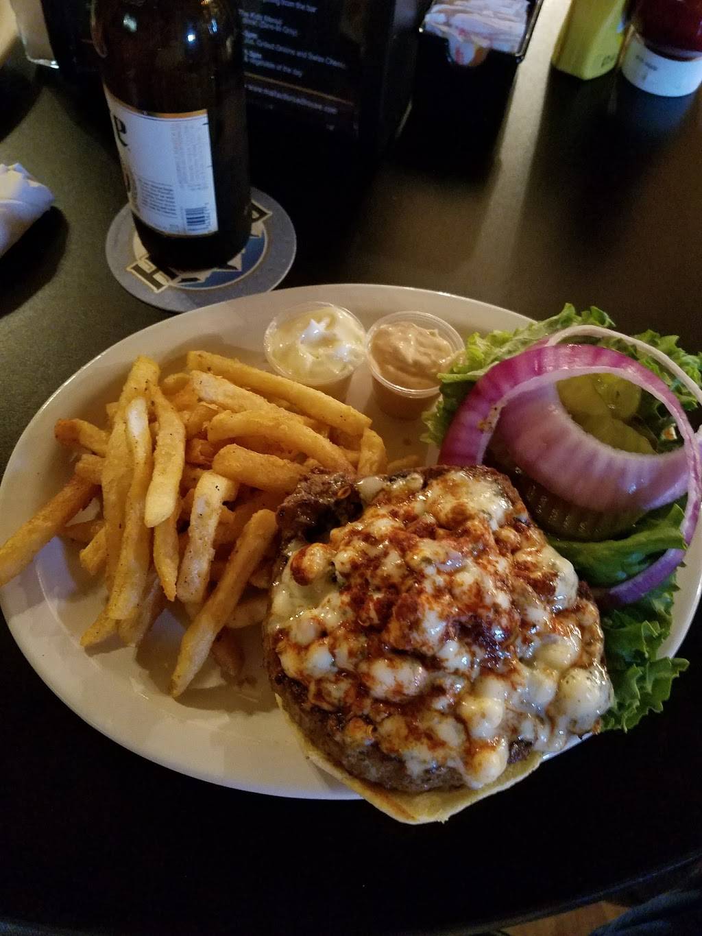 Mallards Roadhouse | restaurant | 201 MO-7, Clinton, MO 64735, USA | 6608853824 OR +1 660-885-3824