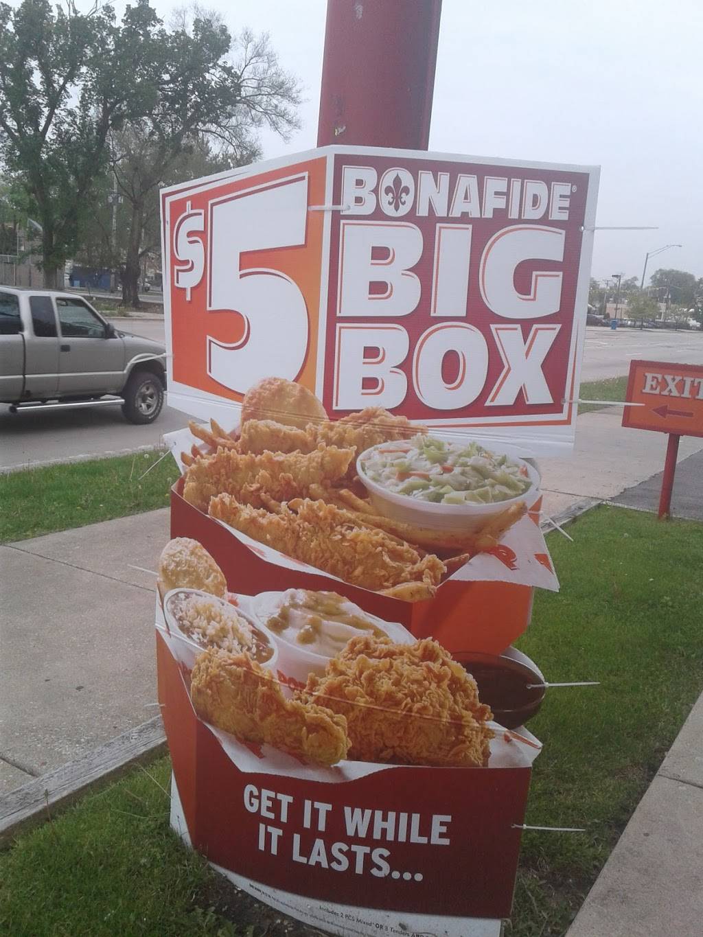 Popeyes Louisiana Kitchen | restaurant | 14536 Pulaski Rd, Midlothian, IL 60445, USA | 7083856991 OR +1 708-385-6991