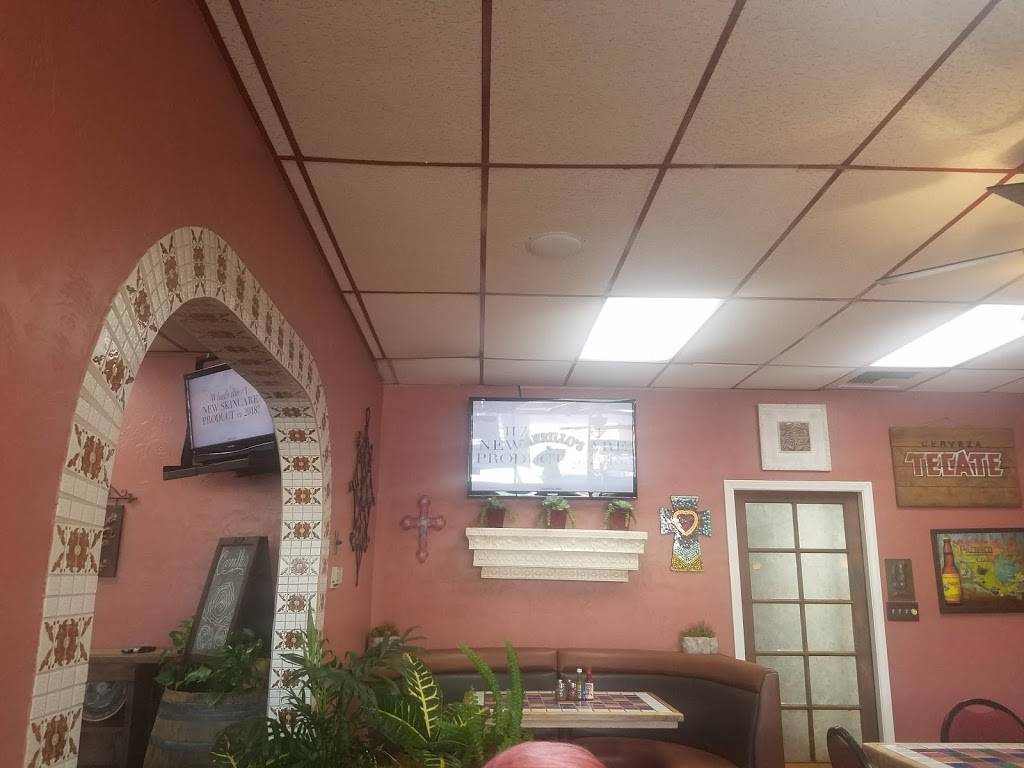 Carrillos Mexican Deli | restaurant | 2836 Cochran St, Simi Valley, CA 93065, USA | 8055228939 OR +1 805-522-8939