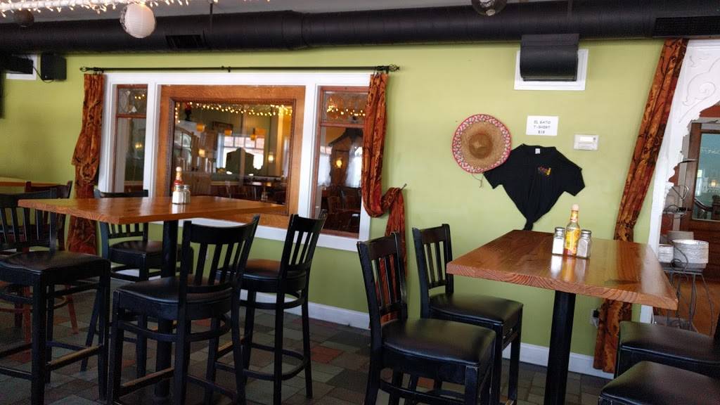 El Gato Cantina | restaurant | 4 Park St, Essex Junction, VT 05452, USA | 8026624334 OR +1 802-662-4334