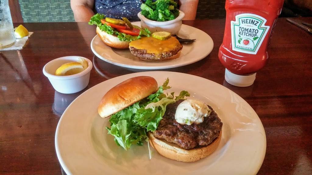 deShas American Tavern Cincinnati | restaurant | 11320 Montgomery Rd, Cincinnati, OH 45249, USA | 5132479933 OR +1 513-247-9933