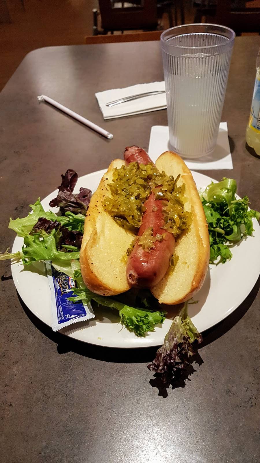 Burke in the Box | restaurant | 5757 Wayne Newton, Las Vegas, NV 89119, USA | 7022614371 OR +1 702-261-4371