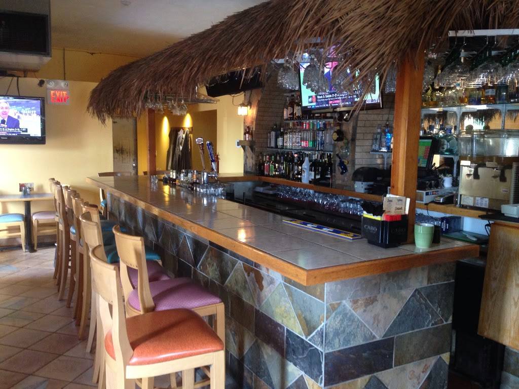 Fiesta Mexican Restaurant | restaurant | 117 County St, Somerset, MA 02726, USA | 5086729356 OR +1 508-672-9356