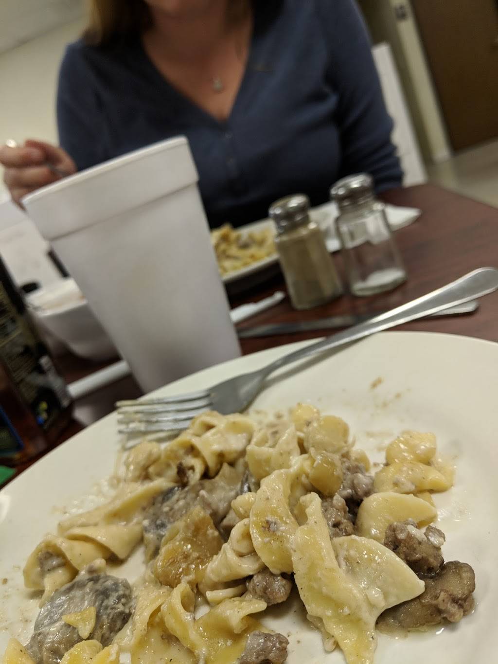 Papa G Eat & Tiques | restaurant | 3620 NW 206th St, Edmond, OK 73012, USA | 4053599903 OR +1 405-359-9903