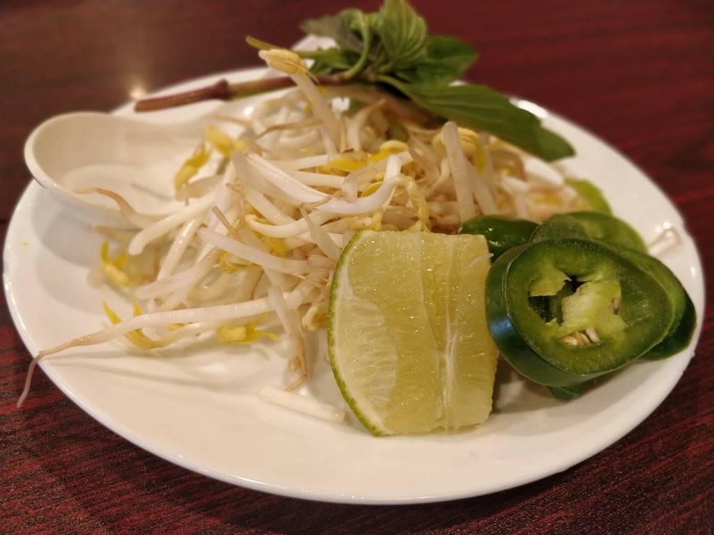 Pho Vinh | restaurant | 27861 Orchard Lake Rd, Farmington Hills, MI 48334, USA | 2488937368 OR +1 248-893-7368