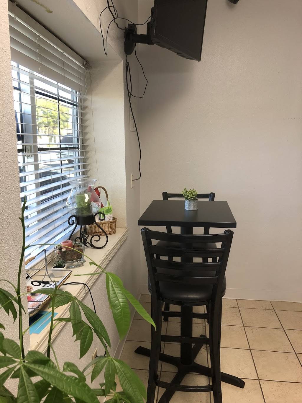 Herbalife The Nutrition Zone | meal takeaway | 3200 Sierra St Ste A, Riverbank, CA 95367, USA | 2094090550 OR +1 209-409-0550