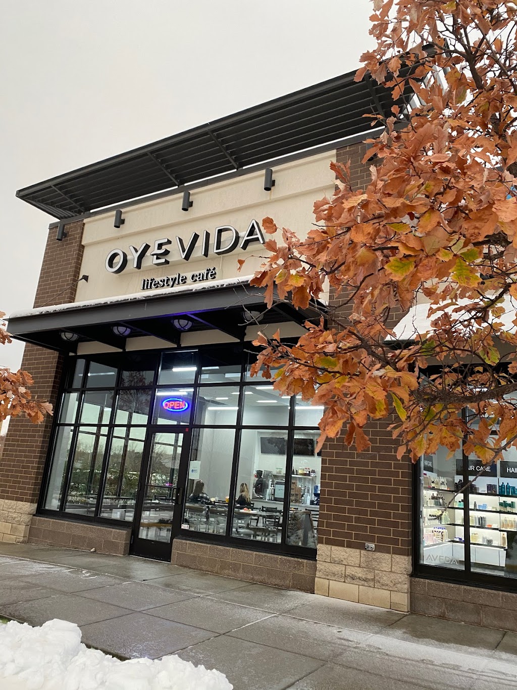 Oyevida Lifestyle Cafe | restaurant | 7741 Amana Trail, Inver Grove Heights, MN 55077, USA | 6513719104 OR +1 651-371-9104