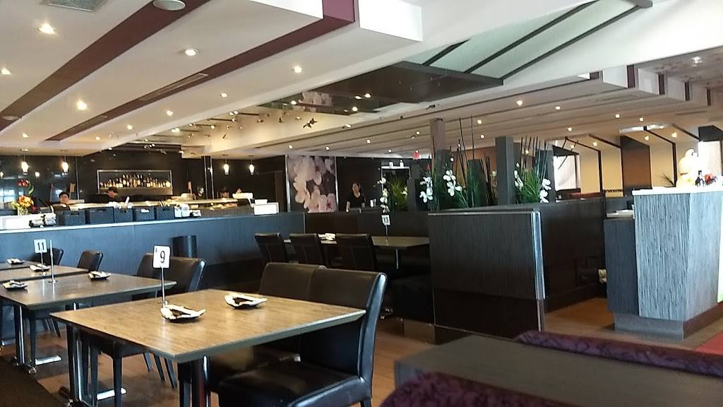 Yes Sushi | restaurant | 70 Sportsworld Dr, Kitchener, ON N2P 2J1, Canada | 5196533888 OR +1 519-653-3888