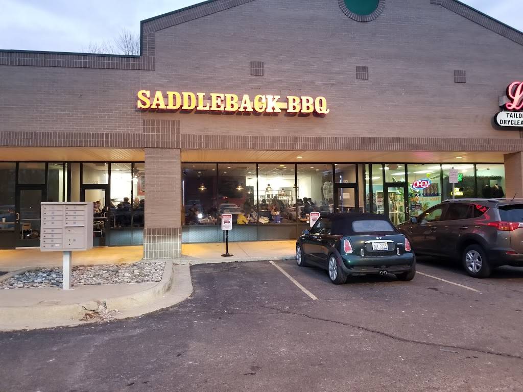 Saddleback BBQ Okemos | restaurant | 1754 Central Park Dr G2, Okemos, MI 48864, USA | 5173069002 OR +1 517-306-9002