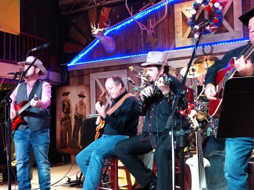 Cotton Country Club | restaurant | 212 E Davilla St, Granger, TX 76530, USA | 5128590700 OR +1 512-859-0700