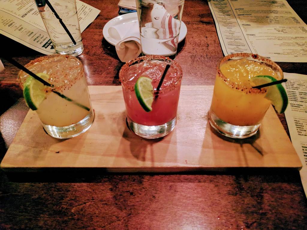 El Carnicero | restaurant | 16918 Detroit Ave, Lakewood, OH 44107, USA | 2162263415 OR +1 216-226-3415